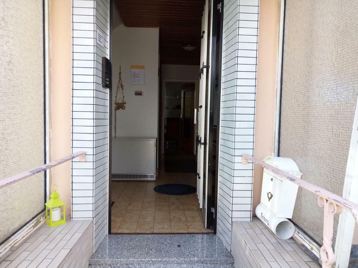 Niederburg Haus Stefanieヴィラ エクステリア 写真